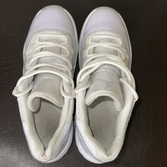 Kids Jordan 11 Retro Low(PS)…”Pure Violet” 🤍 - Picture 5 of 12